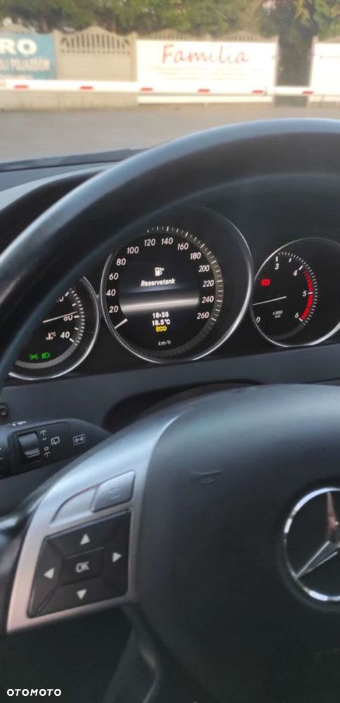 Mercedes-Benz Klasa C 200 CDI BlueEff Avantgarde - 6