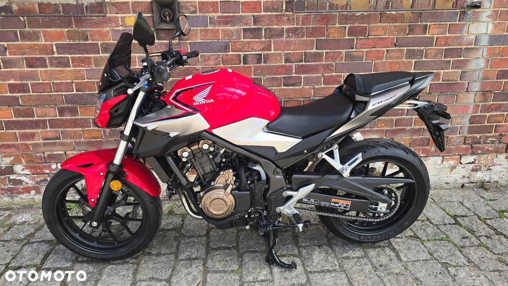 Honda CB - 1