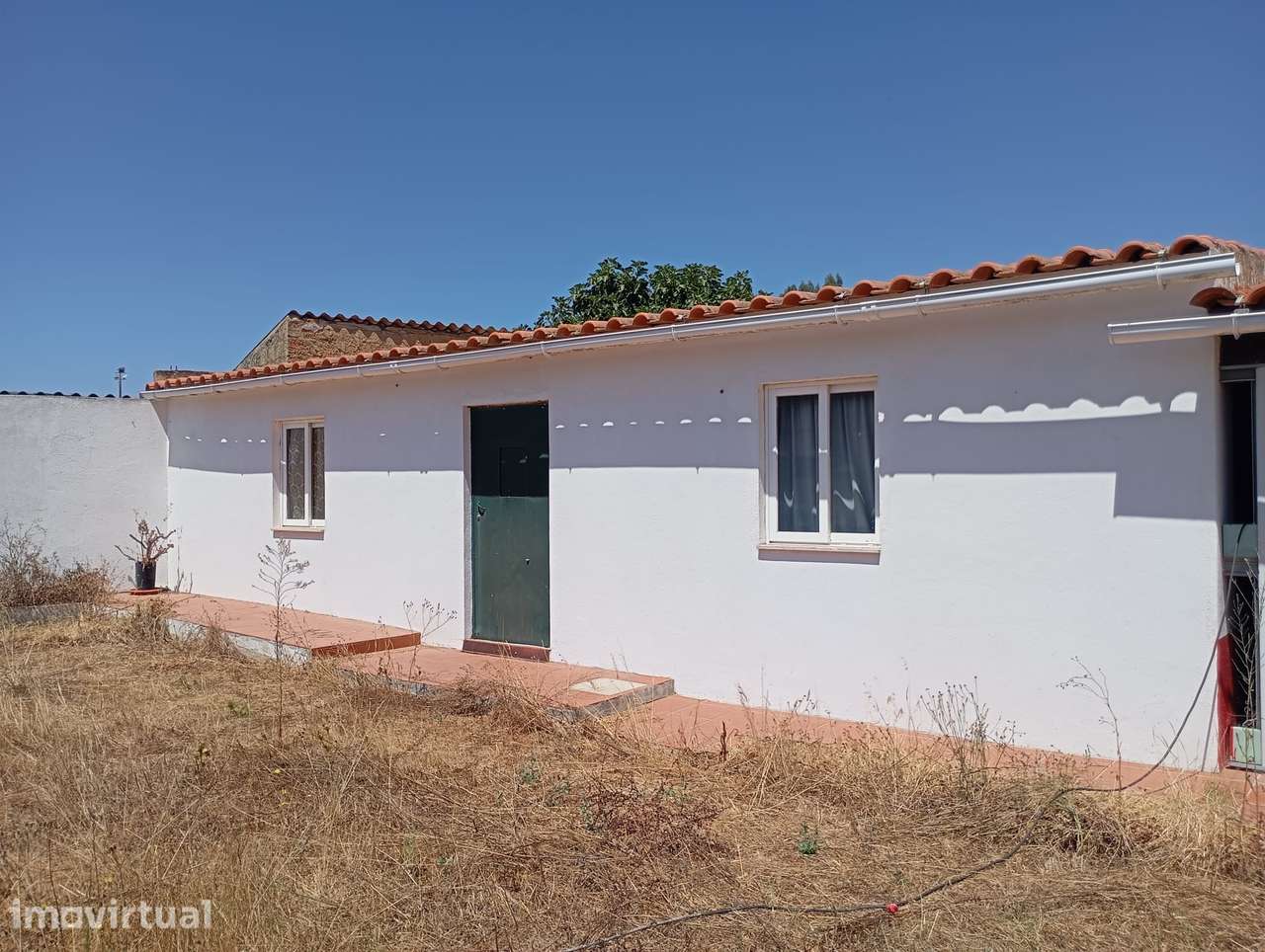 Moradia isolada T3 com jardim em lote de 1600M2 - Grande imagem: 4/37