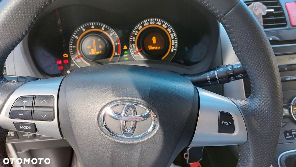 Toyota Auris 1.6 Dynamic - 9