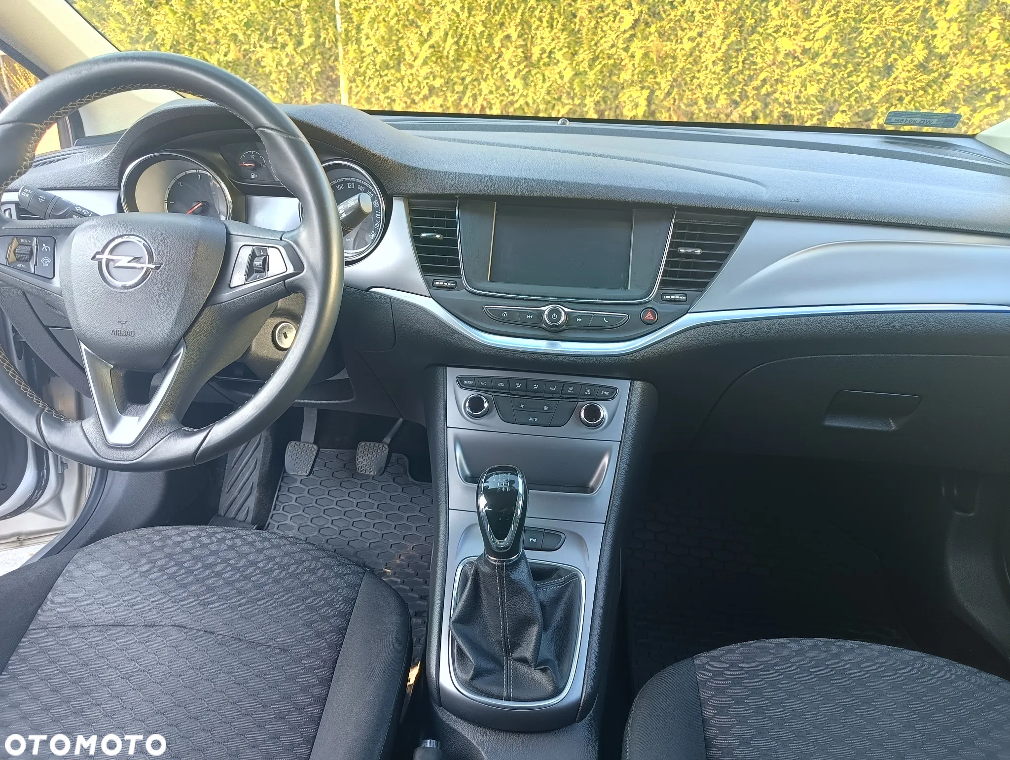 Opel Astra - 11