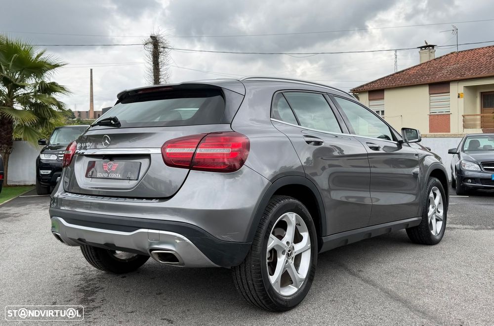 Mercedes-Benz GLA 180 d Style - 4