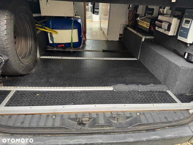 Volkswagen Crafter - 17