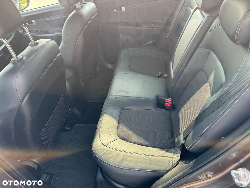 Kia Sportage 2.0 CRDI 4WD Spirit - 10