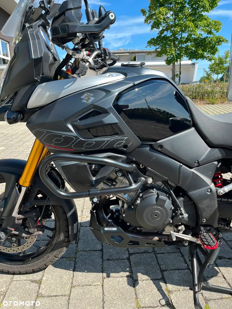 Suzuki V-STROM - 8