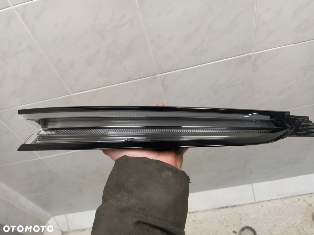PORSCHE TAYCAN 9JA LAMPA TYŁ TYLNA LED PRAWA LEWA EXCLUSIVE USA ORYGINAŁ - 12