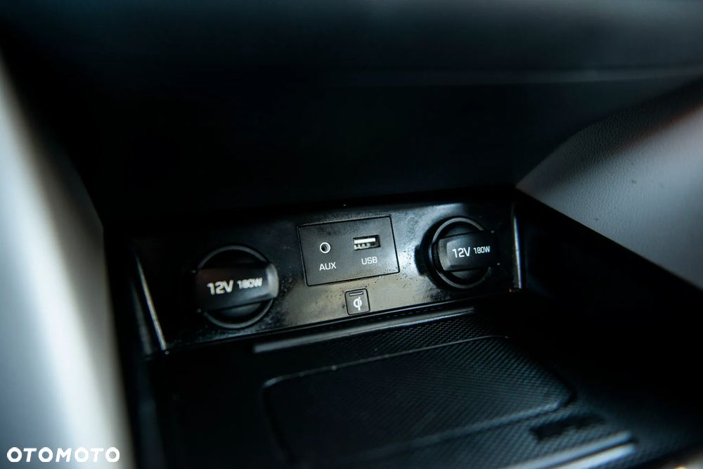 Hyundai IONIQ 1.6 GDI Premium - 26
