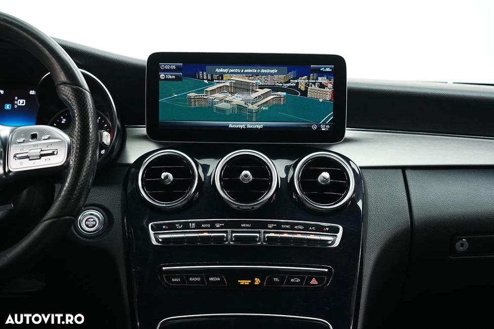 Mercedes-Benz C 220 d Coupe 9G-TRONIC AMG Line - 31