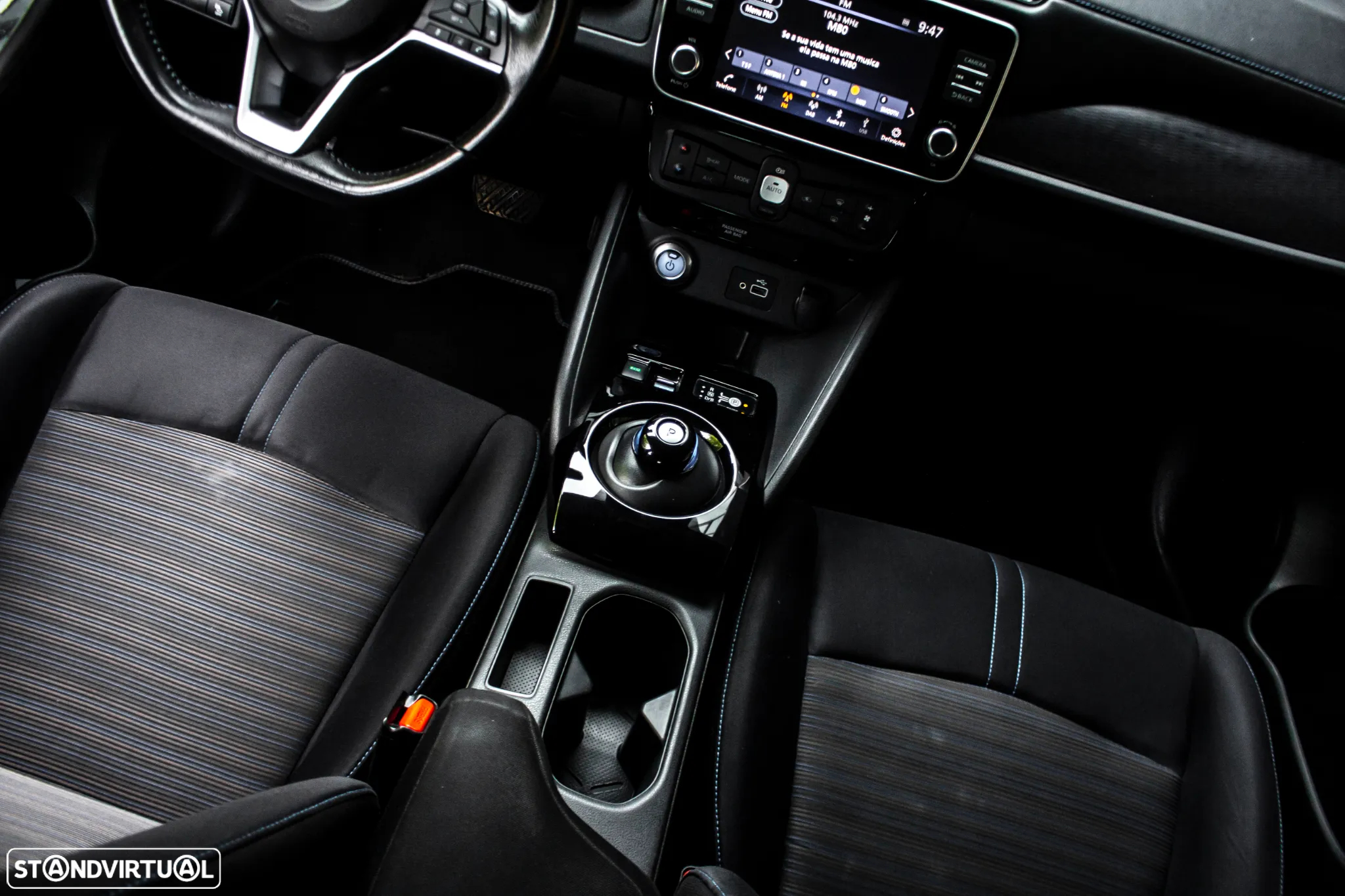 Nissan Leaf N-Connecta - 36