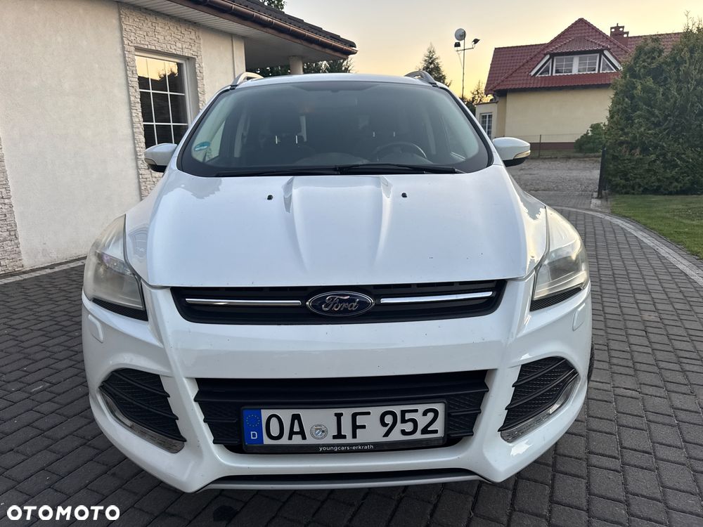 Ford Kuga 2.0 TDCi 2x4 Trend - 2