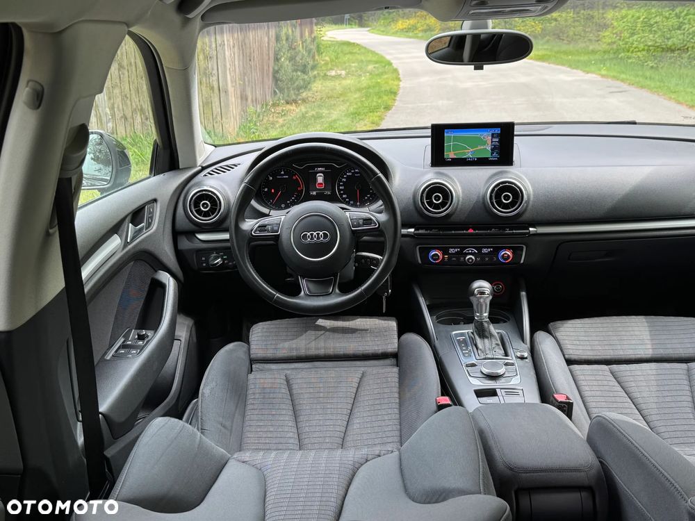 Audi A3 Sportback 1.6 TDI (clean diesel) S tronic S line Sportpaket - 10