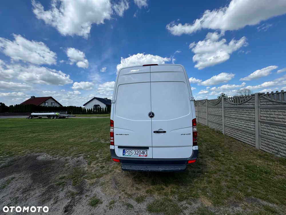 Mercedes-Benz SPRINTER - 11