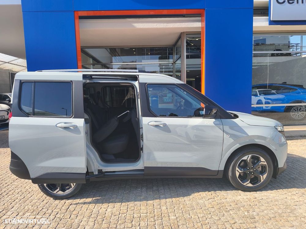 Ford Tourneo Courier 54 kWh Titanium - 6