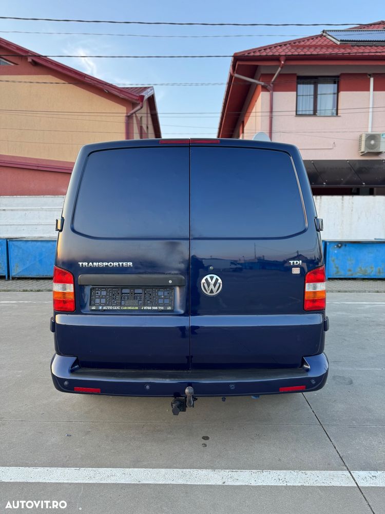 Volkswagen Transporter Shuttle Lang - 8