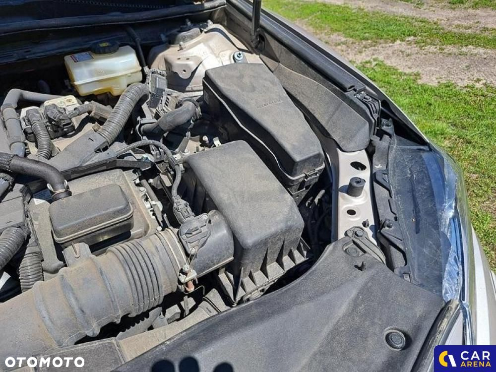 Toyota Camry - 22