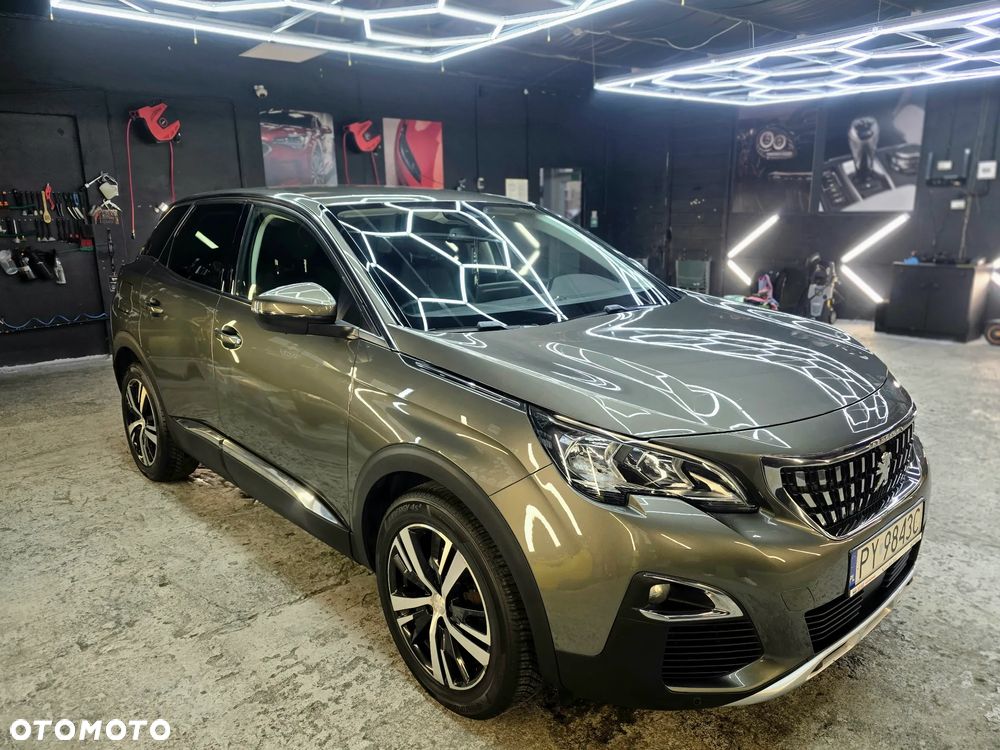 Peugeot 3008 1.6 BlueHDi Active S&S EAT6 - 1
