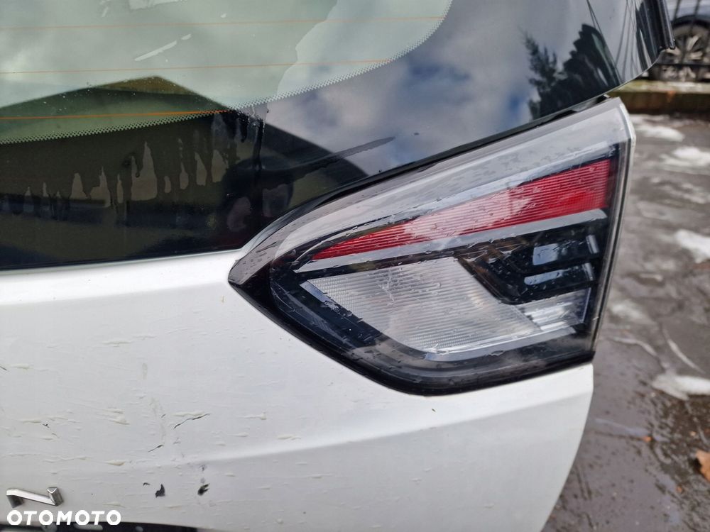 klapa bagażnika opel crossland 2023 lift - 4