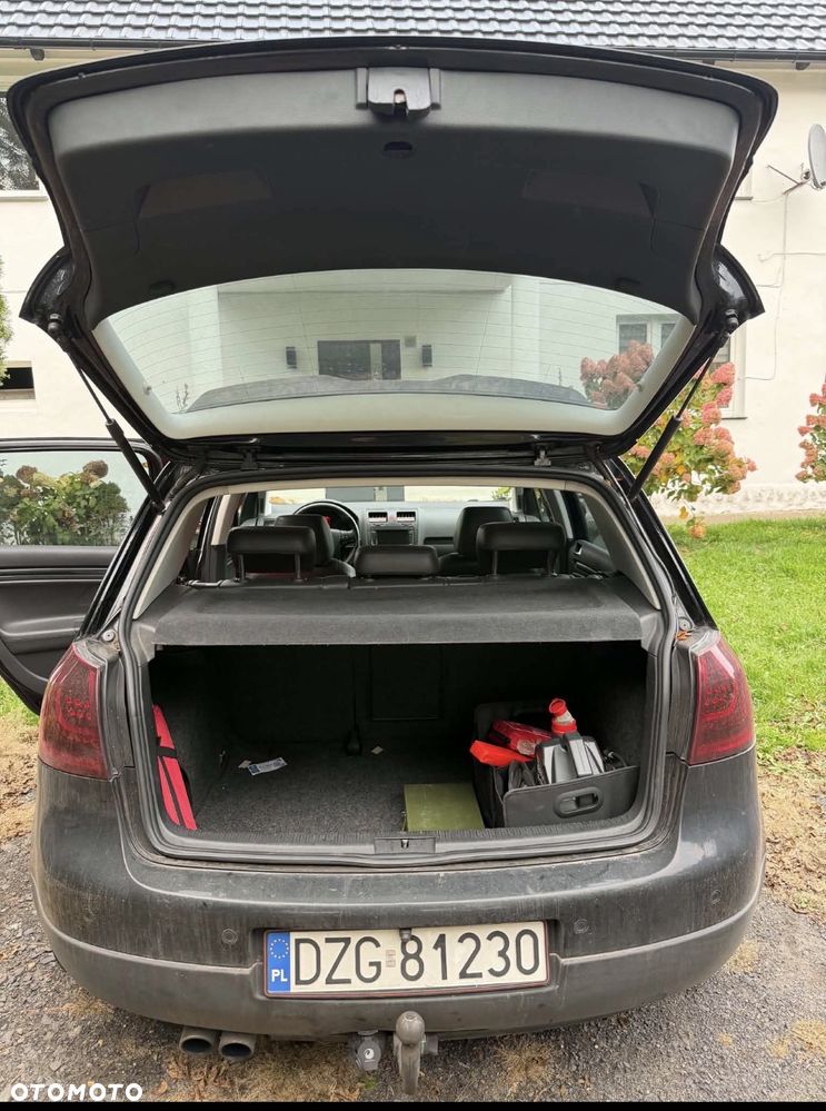 Volkswagen Golf - 12