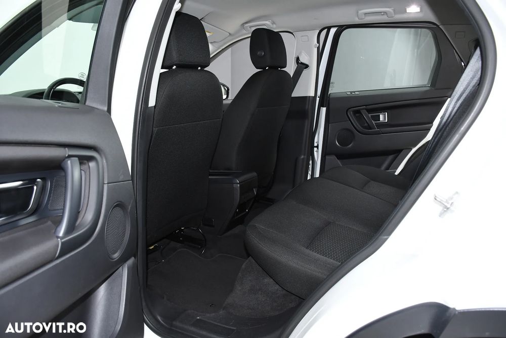 Land Rover Discovery Sport - 16