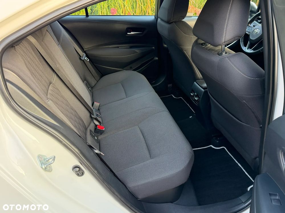 Toyota Corolla - 35