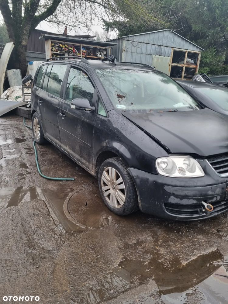 VW touran 1.9 tdi BKC/AVQ skrzynia 5b GQQ lakier LC9Z na części - 2