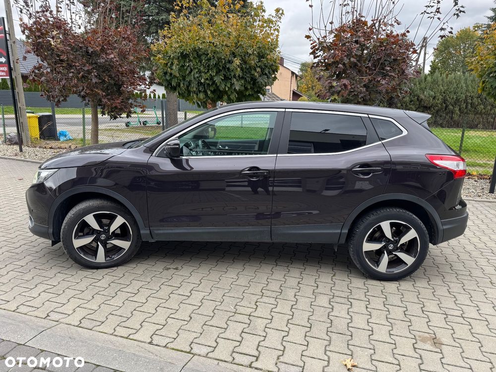 Nissan Qashqai 1.6 DCi Xtronic N-Connecta - 6