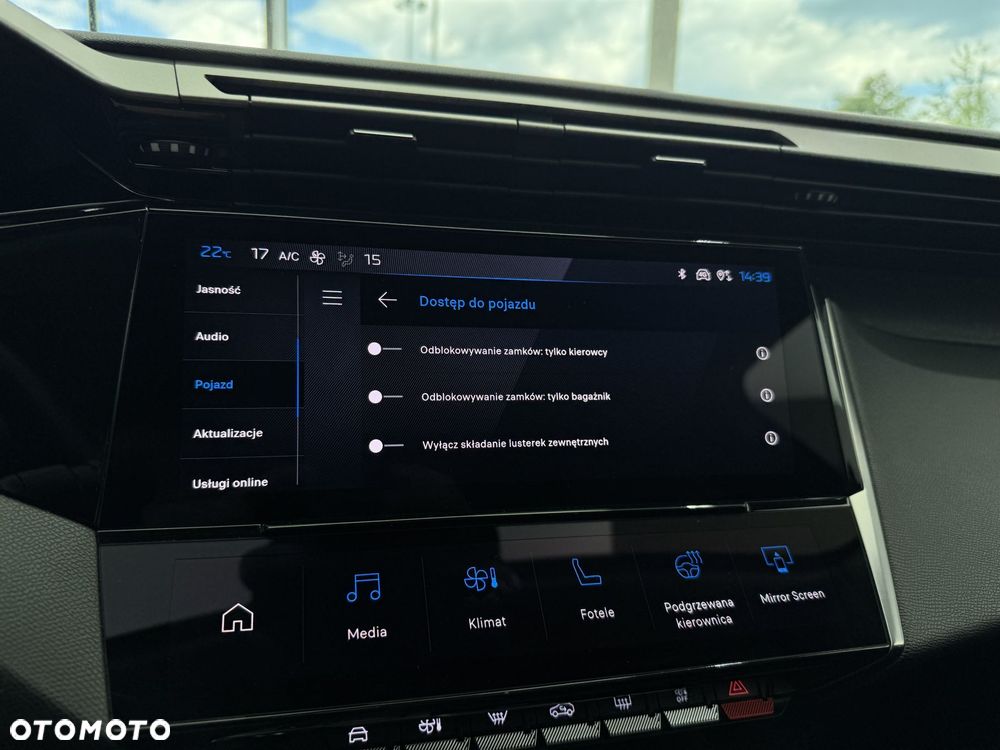 Peugeot 308 1.6 Hybrid PHEV Allure Pack EAT8 - 29