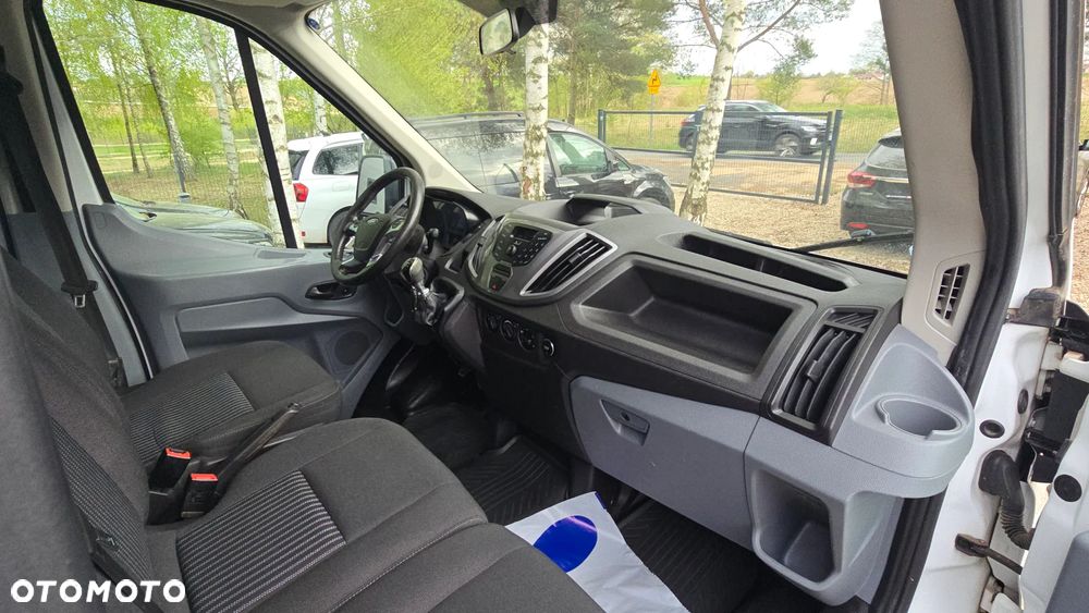 Ford Transit - 8