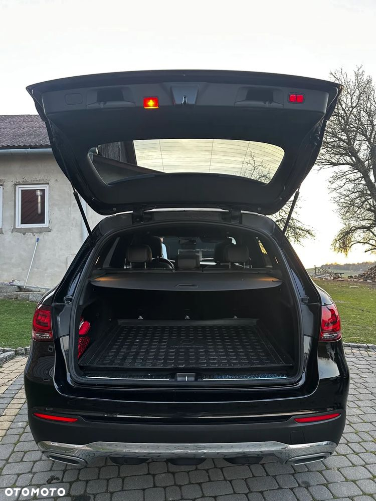 Mercedes-Benz GLC 300 4Matic 9G-TRONIC - 11