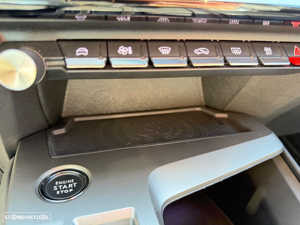 Peugeot 308 SW 180 e-EAT8 GT - 29