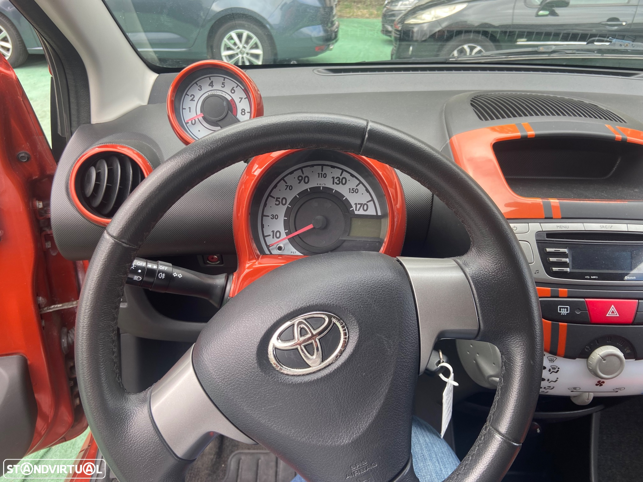 Toyota Aygo 1.0 Orange Edition+VSC - 13