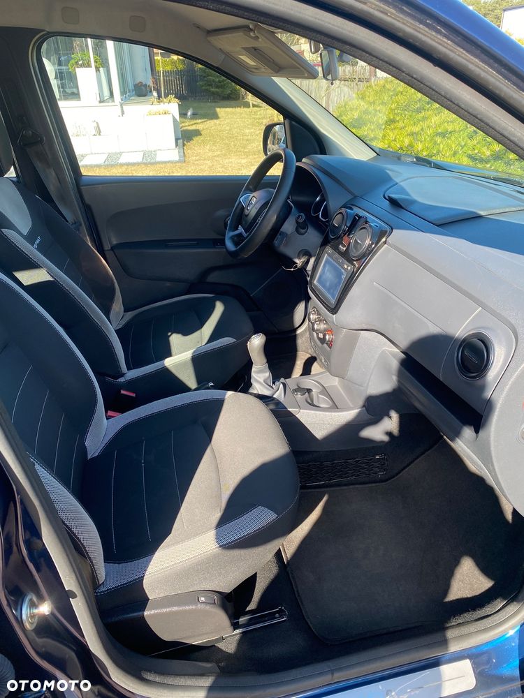 Dacia Lodgy TCe 115 Stepway - 13