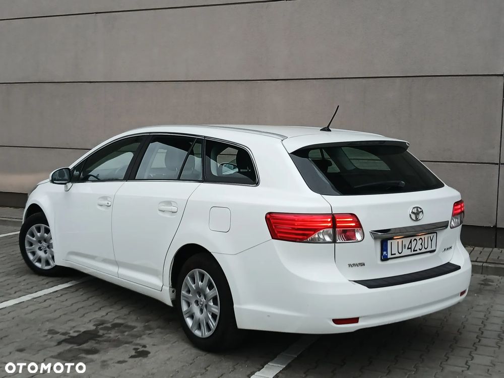 Toyota Avensis 1.8 Life - 1
