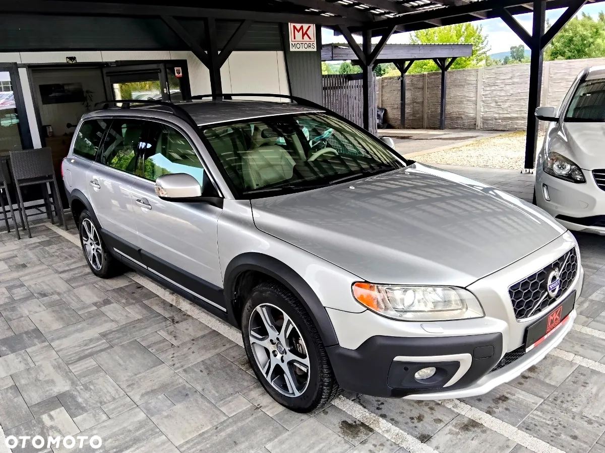 Volvo XC 70 D5 AWD Summum - 2