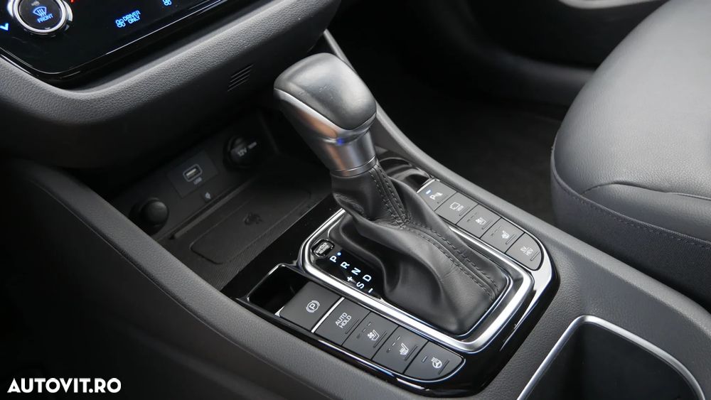 Hyundai IONIQ 1.6 GDI Premium - 5