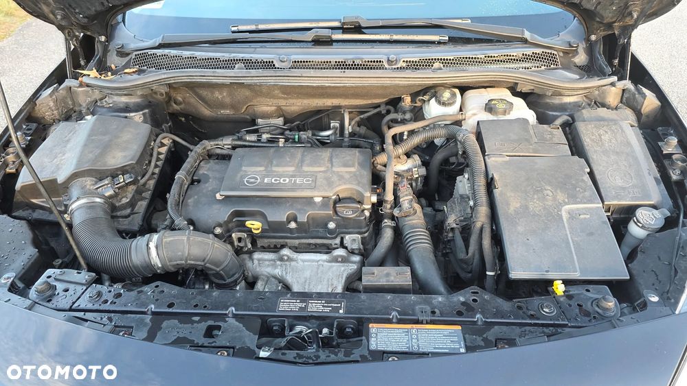 Opel Astra 1.4 T Cosmo - 15