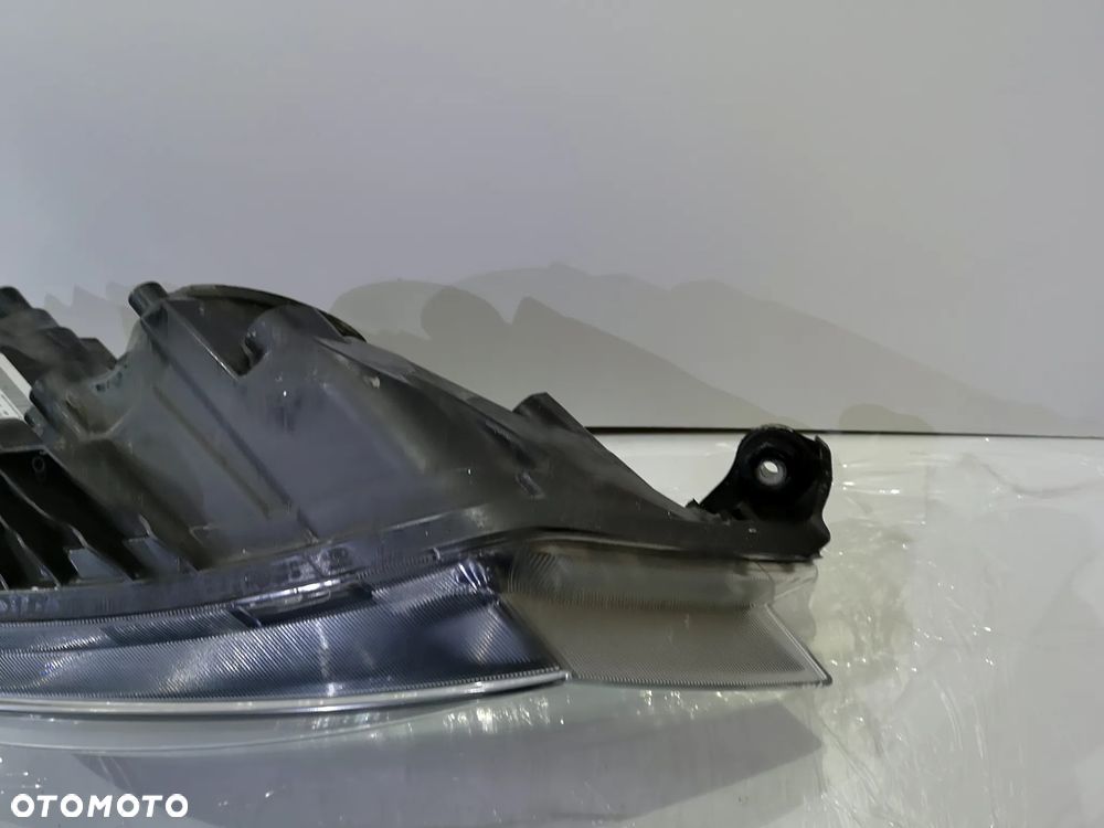 Lampa Prawa Skoda FABIA III 6V1 Soczewka Zwykła Led Przed Lift Przód Przednia - 6