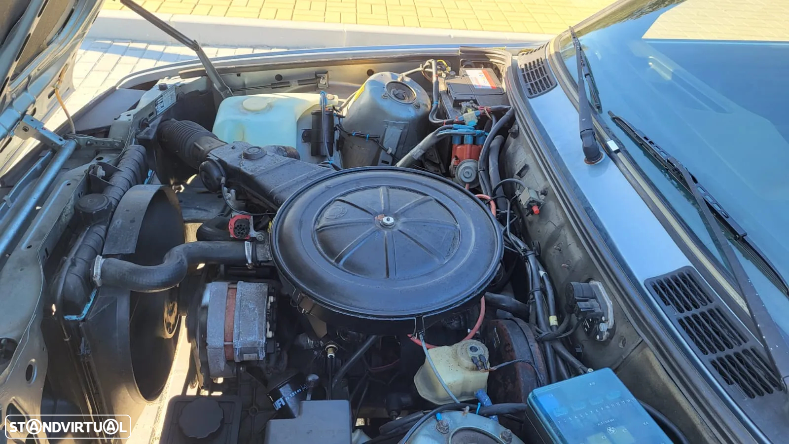 BMW 318 i - 12