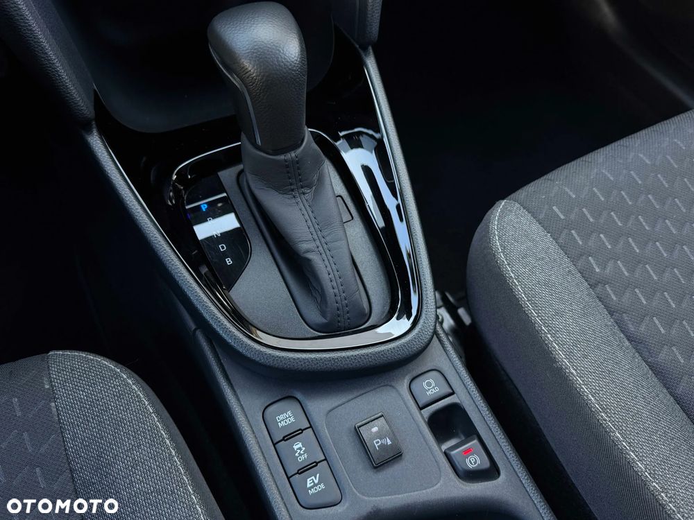 Toyota Yaris Cross 1.5 VVT-i Business Edition - 26