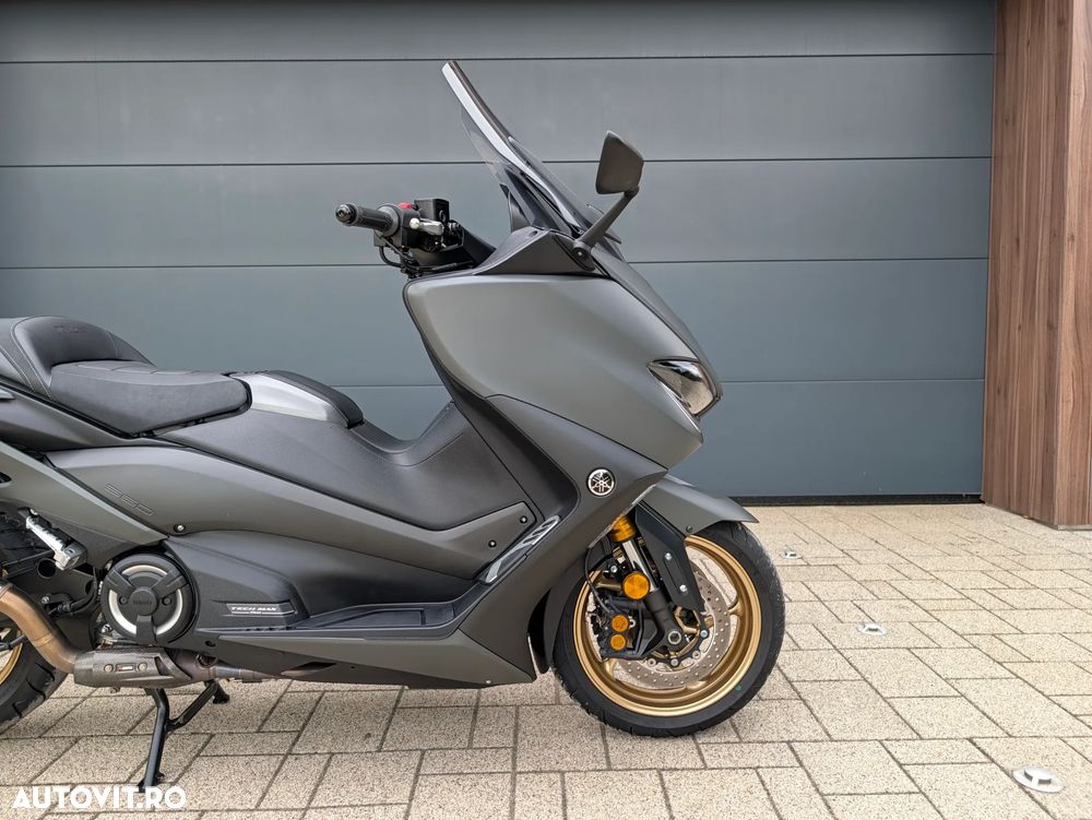Yamaha TMAX 560 - 4