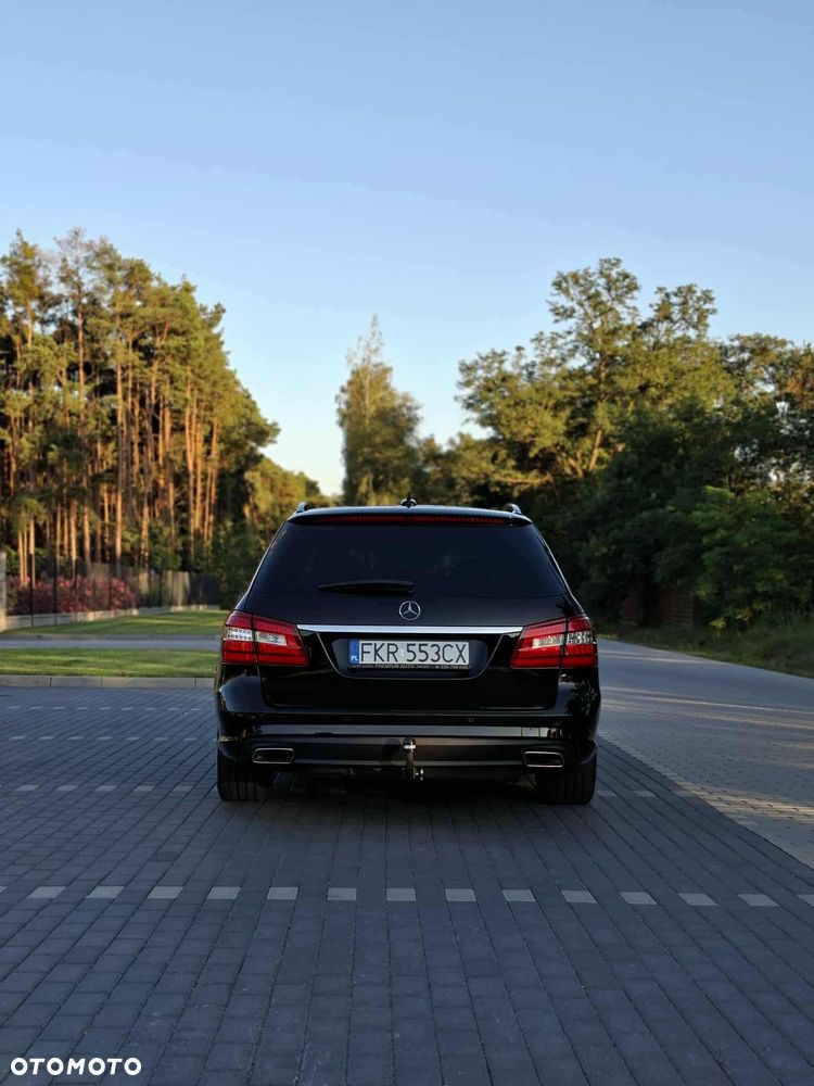 Mercedes-Benz Klasa E 300 CDI BlueEff - 5