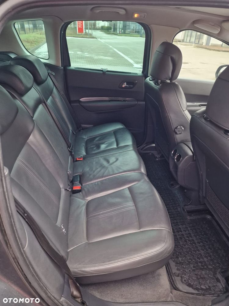 Peugeot 3008 - 9