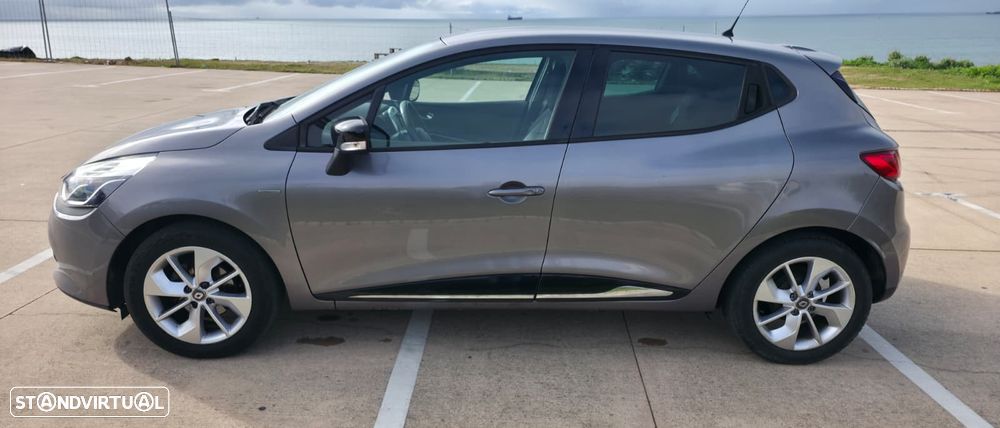 Renault Clio 0.9 TCE Limited - 2