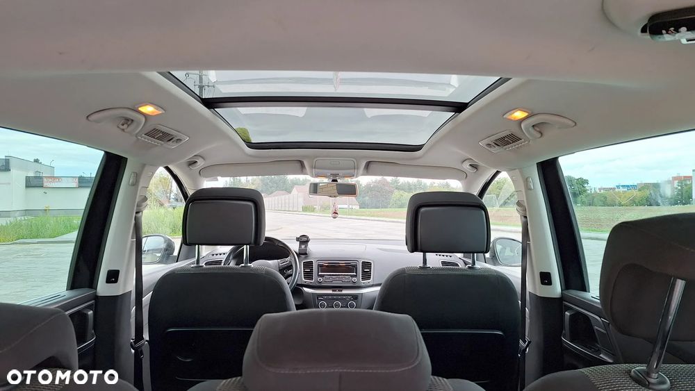 Volkswagen Sharan 2.0 TDI Comfortline - 14