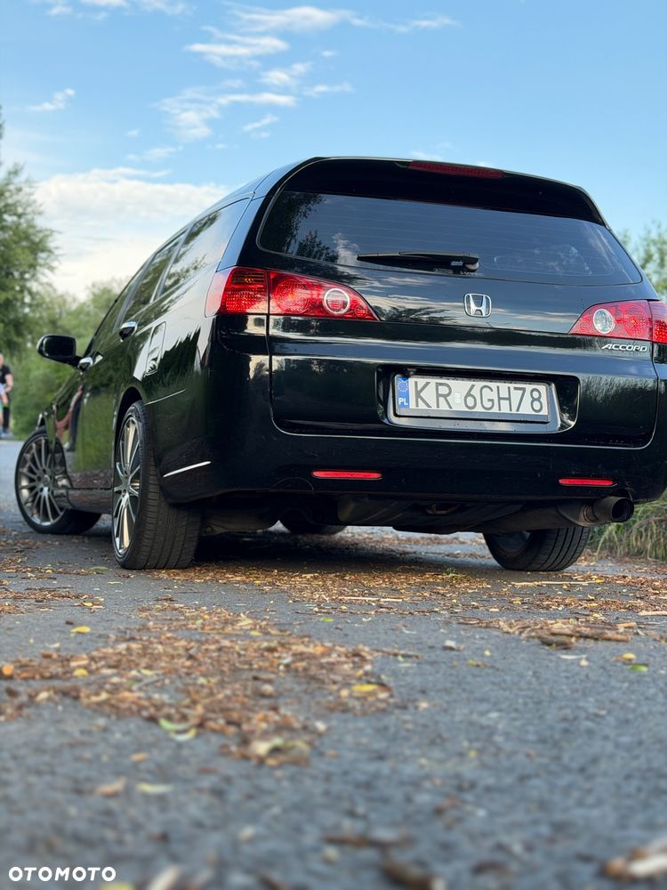 Honda Accord 2.0 Comfort - 2