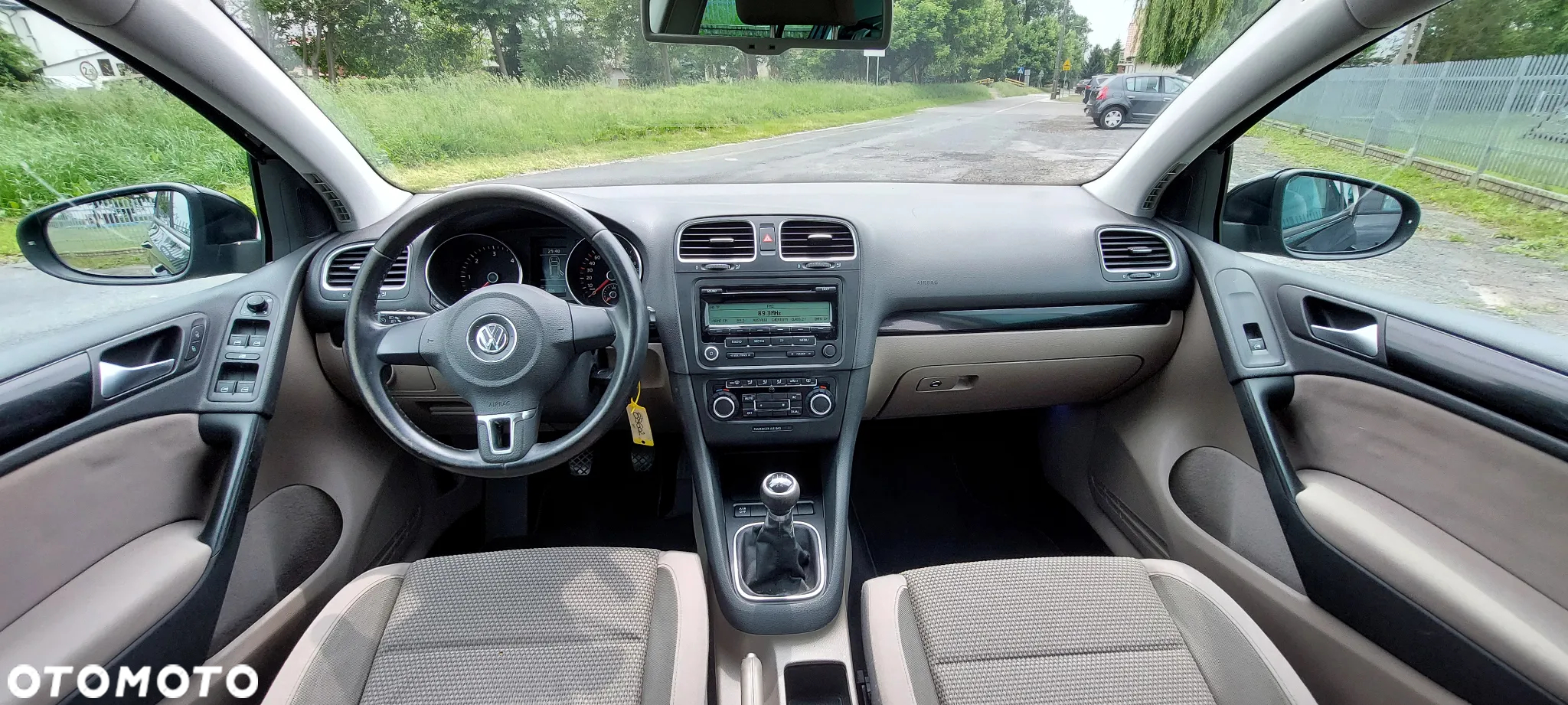 Volkswagen Golf - 11