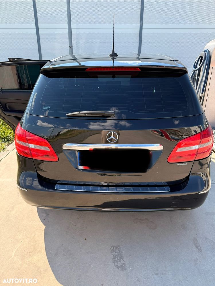 Mercedes-Benz B 180 CDI BlueEfficiency 7G-DCT - 28
