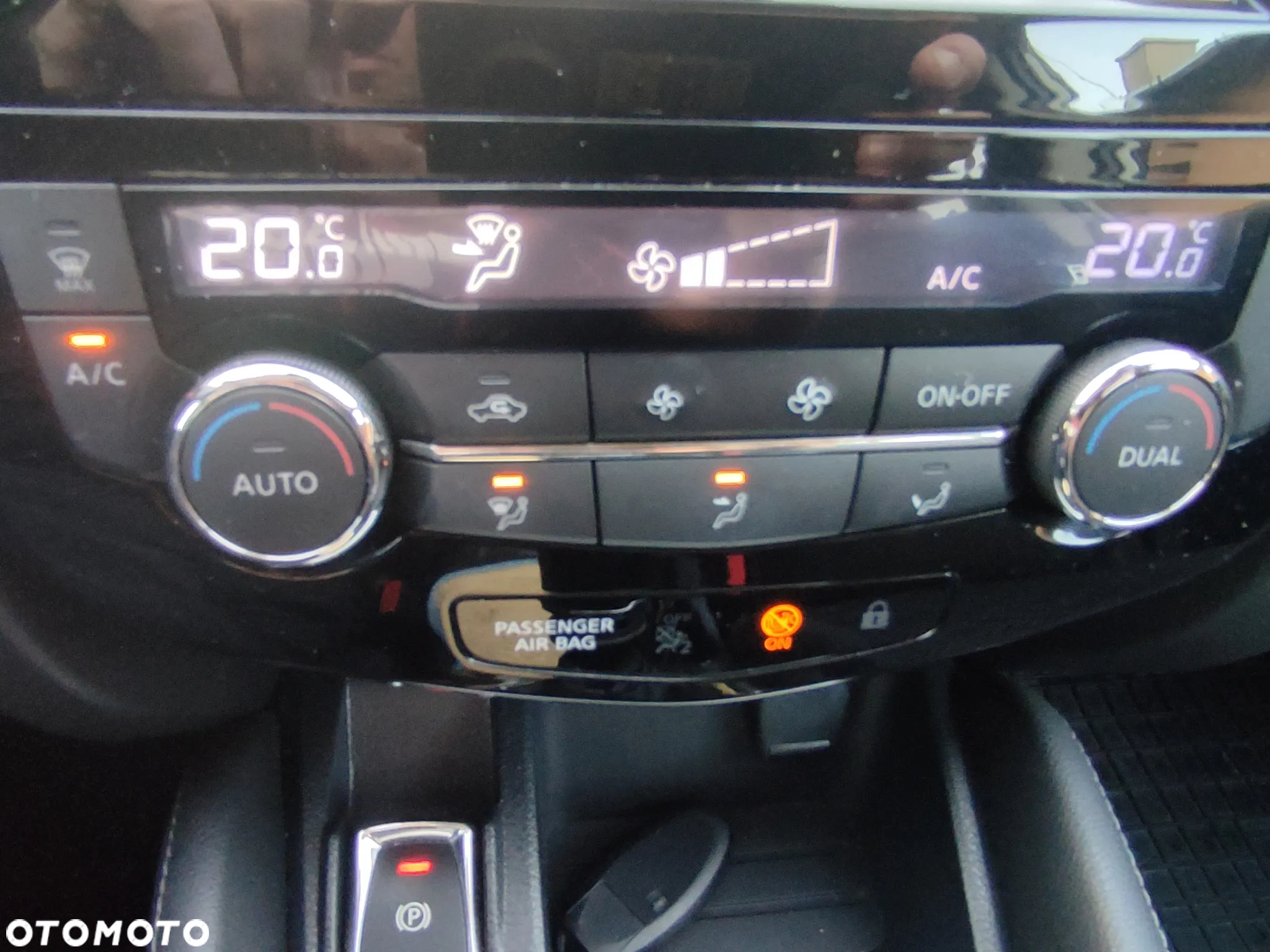 Nissan Qashqai 1.5 dCi N-Connecta EU6 - 30
