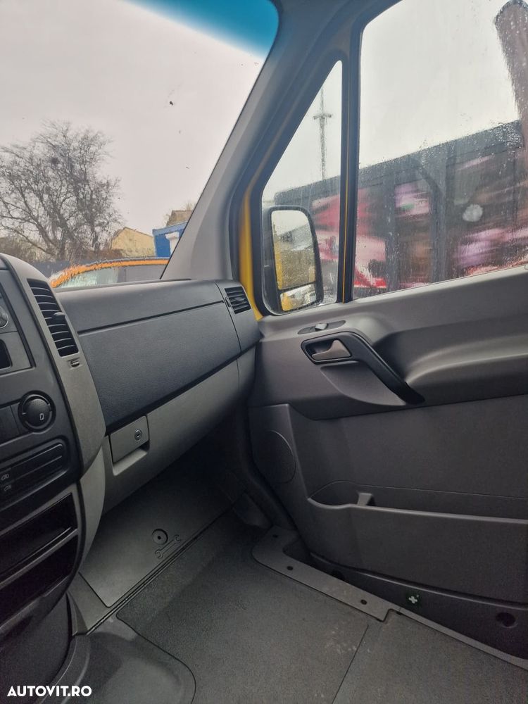 Mercedes-Benz SPRINTER 906 - 4