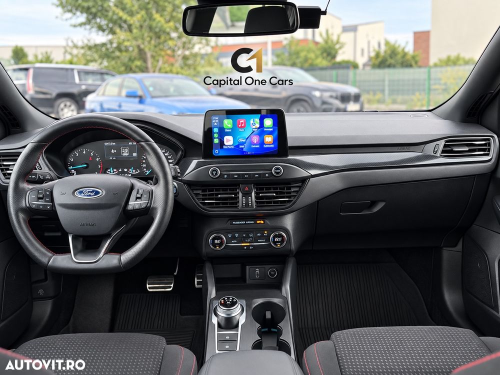 Ford Focus 1.5 EcoBoost ST-Line - 19